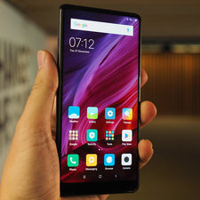 Xiaomi Mi Mix 2 test par Pocket-lint