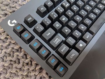 Logitech G613 reviewed by Trusted Reviews