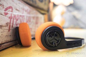 JLab Rewind test par SoundGuys JLab Rewind test par SoundGuys