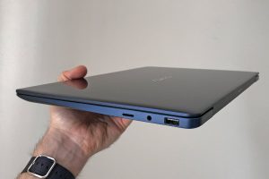 Asus ZenBook 13 test par Trusted Reviews