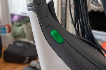 Vorwerk Kobold VK200 Review: 2 Ratings, Pros and Cons