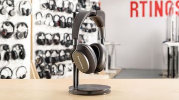 Bowers & Wilkins PX reviewed by RTings