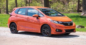 Honda Fit reviewed by CNET USA