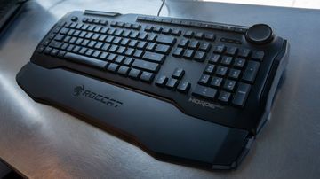 Roccat Horde Aimo test par TechRadar Roccat Horde Aimo test par TechRadar