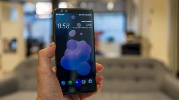 HTC U12 Plus test par ExpertReviews