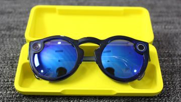 Snapchat Spectacles 2 test par TechRadar Snapchat Spectacles 2 test par TechRadar