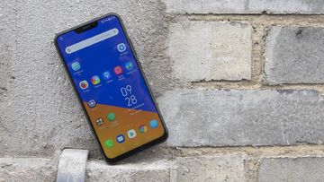 Asus ZenFone 5 test par ExpertReviews