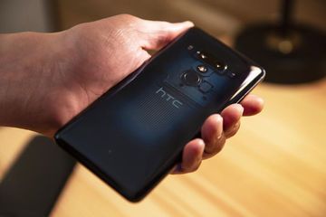HTC U12 Plus test par PCWorld.com HTC U12 Plus test par PCWorld.com