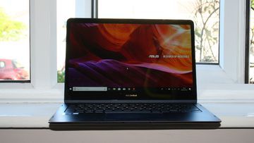 Asus ZenBook Flip S test par TechRadar