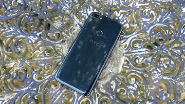 HTC Desire 12 Plus test par Trusted Reviews