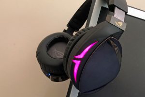 Asus ROG Strix Fusion 700 Review: 3 Ratings, Pros and Cons