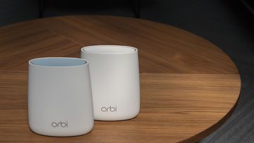 Netgear Orbi RBK20 test par ExpertReviews