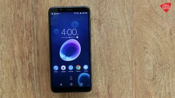 HTC Desire 12 Plus test par IndiaToday