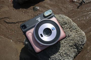 Fujifilm Instax Square SQ6 test par Trusted Reviews