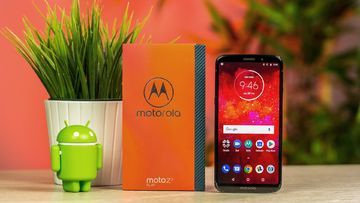 Motorola Moto Z3 Play Review