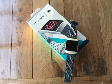 Fitbit Ionic Adidas test par LeCafeDuGeek