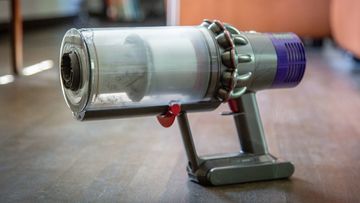 Test Dyson V10