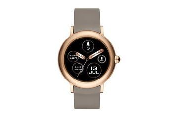 Marc Jacobs Riley reviewed by DigitalTrends