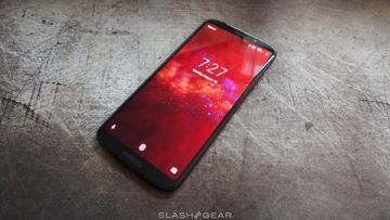 Motorola Moto Z3 test par SlashGear