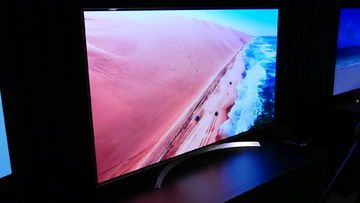 LG OLED55B7 reviewed by Trusted Reviews