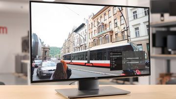 Test Dell U2518D