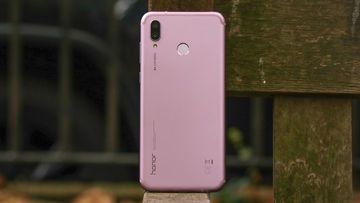 Honor Play reviewed by TechRadar