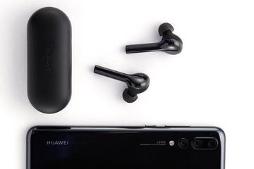 Huawei FreeBuds Review : List of Ratings, Pros and Cons Huawei FreeBuds Review : List of Ratings, Pros and Cons