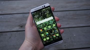 HTC One M9 test par ExpertReviews