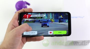 Honor Play test par AndroidWorld Honor Play test par AndroidWorld