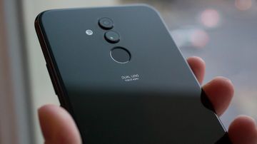 Huawei Mate 20 Lite reviewed by ExpertReviews Huawei Mate 20 Lite reviewed by ExpertReviews