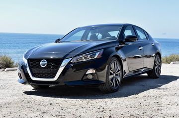 Nissan Altima Review