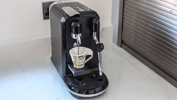 Nespresso Creatista Uno test par ExpertReviews