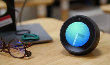 Amazon Echo Spot test par Numerama