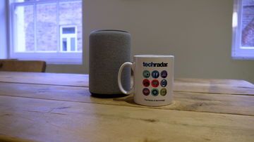 Amazon Echo Plus test par TechRadar Amazon Echo Plus test par TechRadar