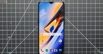 OnePlus 6T test par The Verge OnePlus 6T test par The Verge