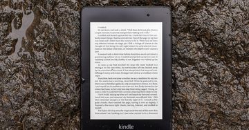 Amazon Kindle Paperwhite test par The Verge
