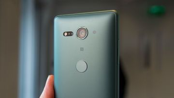 Sony Xperia XZ2 Compact reviewed by ExpertReviews