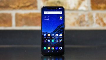 Xiaomi Poco F1 test par ExpertReviews