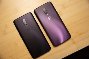 OnePlus 6T reviewed by PCWorld.com