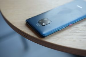 Huawei Mate 20 Pro test par Trusted Reviews