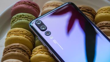 Huawei P20 Pro reviewed by ExpertReviews