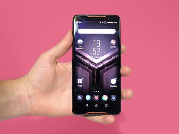Asus ROG Phone test par Stuff Asus ROG Phone test par Stuff