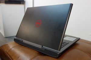 Dell G5 15 test par Trusted Reviews