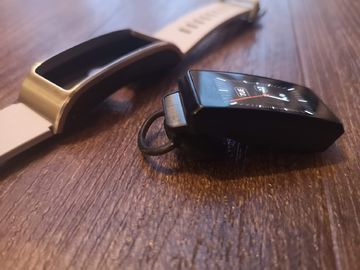 Huawei Talkband B5 test par ExpertReviews