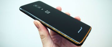 Tests OnePlus 6T McLaren Edition