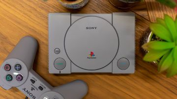 Sony PlayStation Classic test par ExpertReviews Sony PlayStation Classic test par ExpertReviews