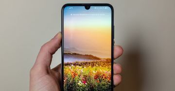 Honor 10 Lite test par The Verge Honor 10 Lite test par The Verge