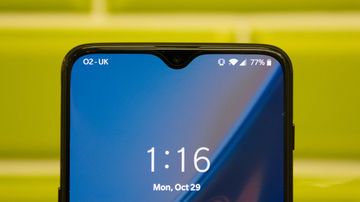 OnePlus 6T test par ExpertReviews OnePlus 6T test par ExpertReviews