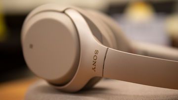 Sony WH-1000XM3 reviewed by ExpertReviews