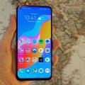 Honor View 20 test par Pocket-lint Honor View 20 test par Pocket-lint
